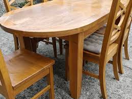 Dining Table for sale - Furniture in Puthenthurai